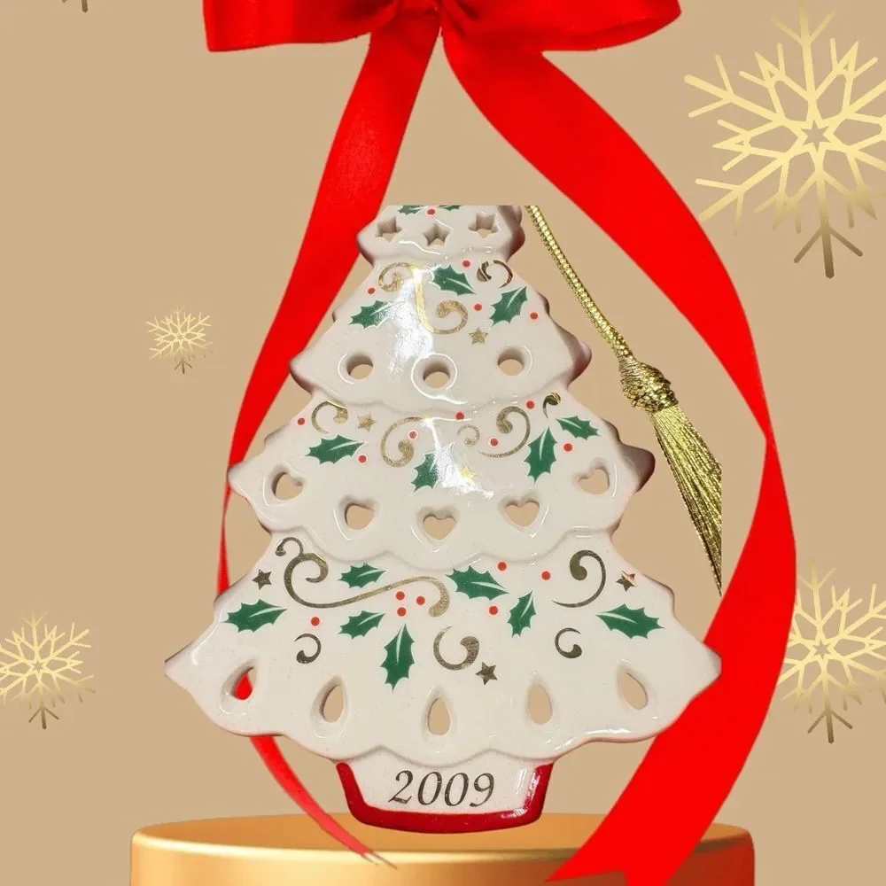 Lenox Cream and Gold‎ Christmas Tree Ornament 2009